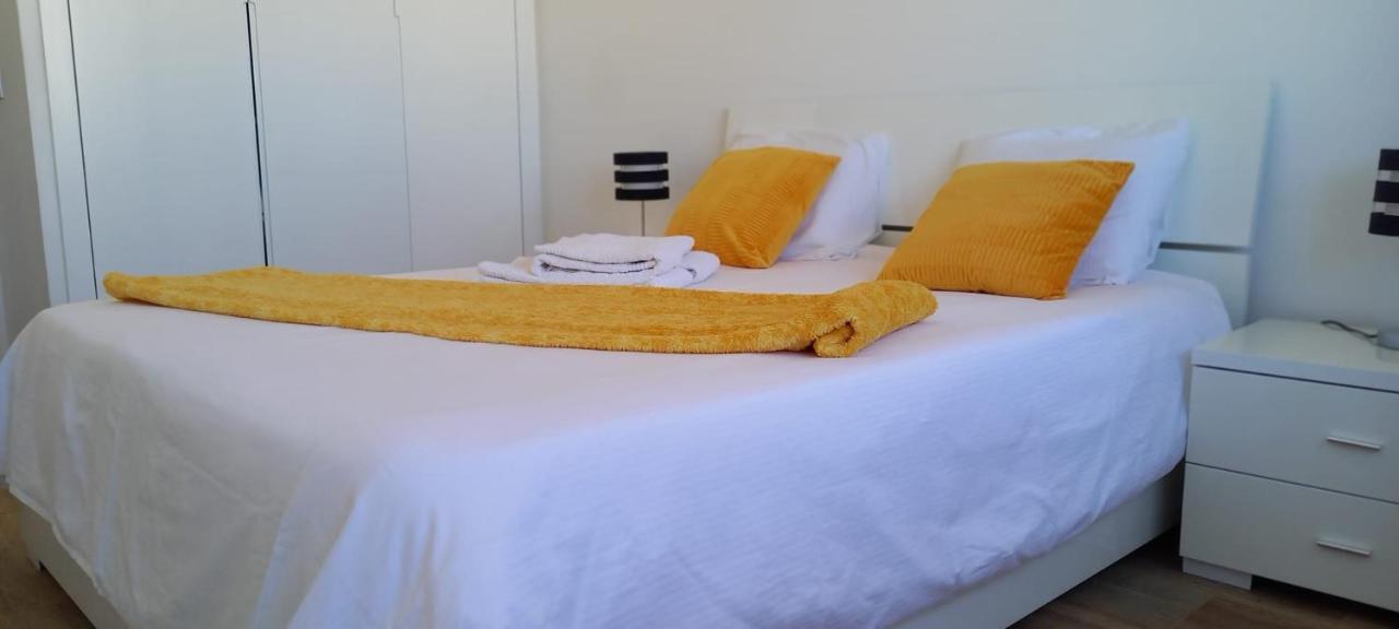 Apartamento Com Vista Espetacular, Ao Lado Da Praia Portimao Bagian luar foto