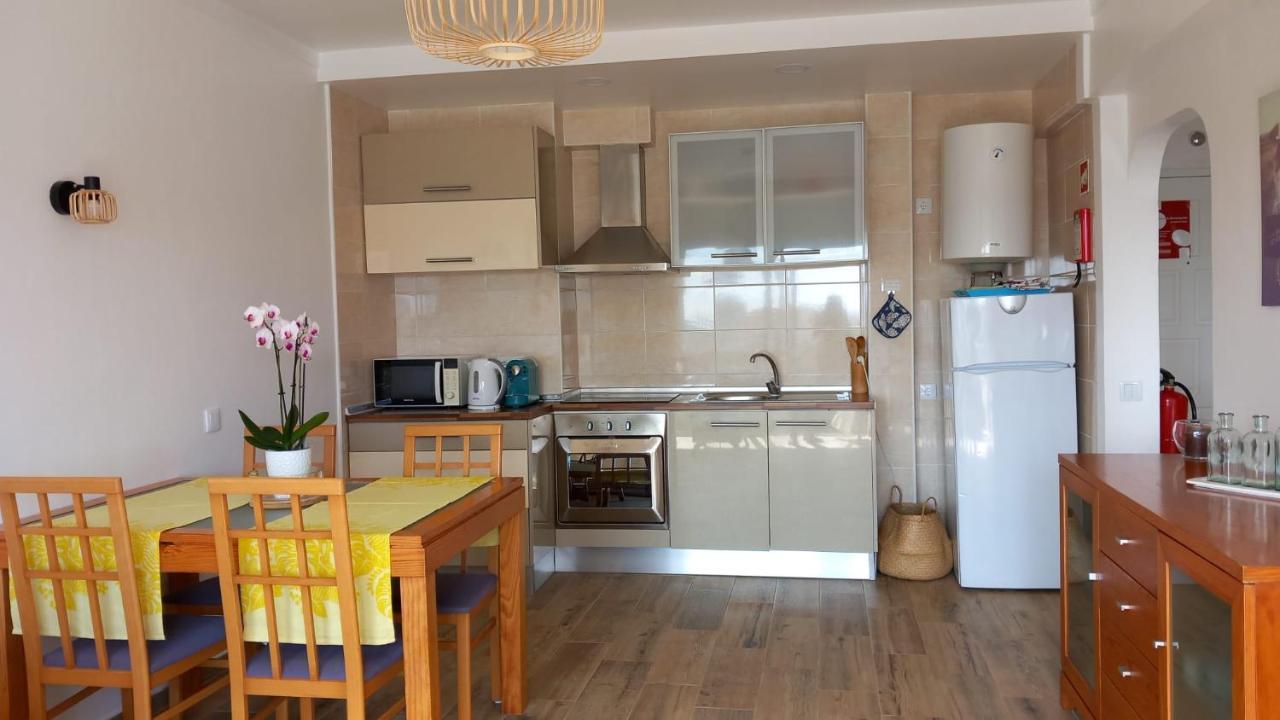 Apartamento Com Vista Espetacular, Ao Lado Da Praia Portimao Bagian luar foto